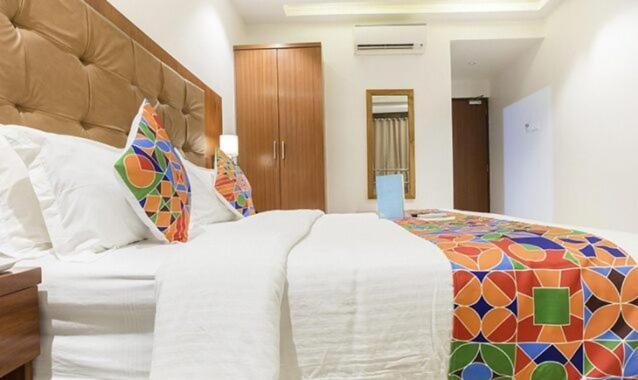 Hotel Dhd Deluxe - New Delhi Railway Station Ngoại thất bức ảnh