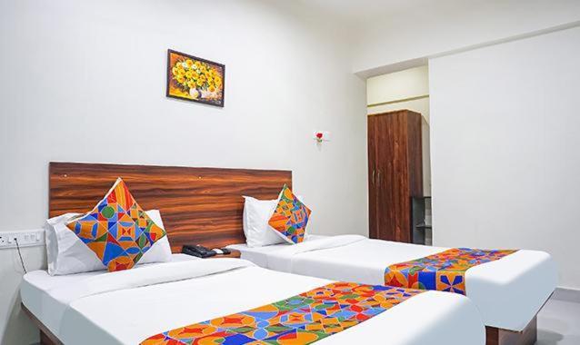 Hotel Dhd Deluxe - New Delhi Railway Station Ngoại thất bức ảnh